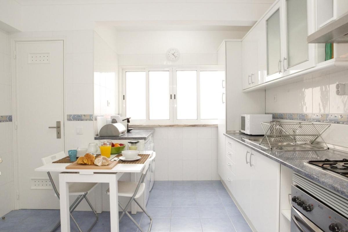 Family Central Apartment In São Pedro do Estoril Esterno foto