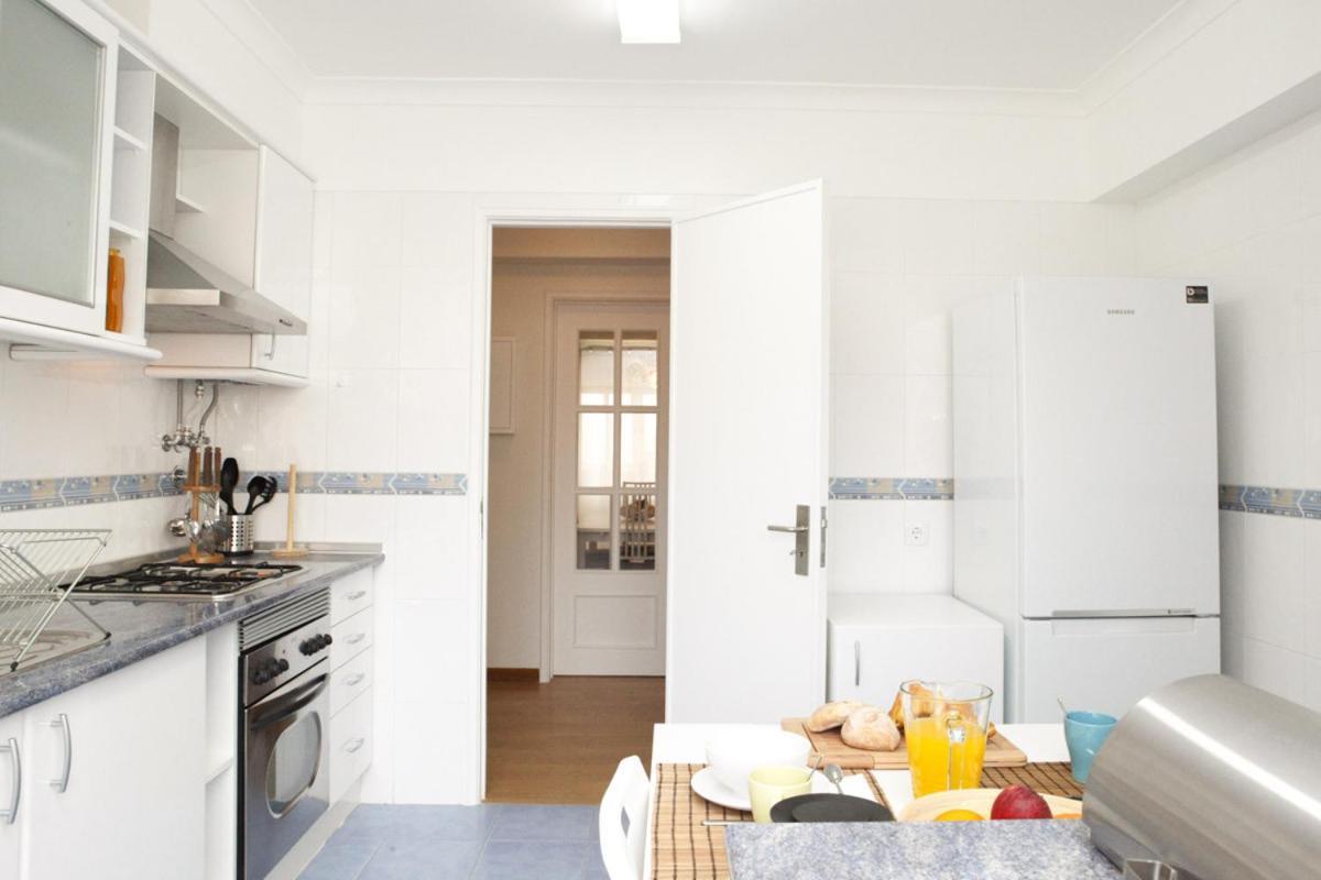 Family Central Apartment In São Pedro do Estoril Esterno foto
