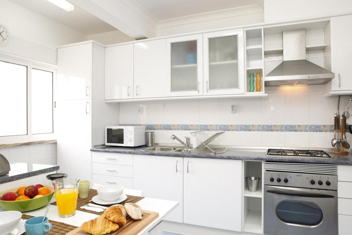 Family Central Apartment In São Pedro do Estoril Esterno foto